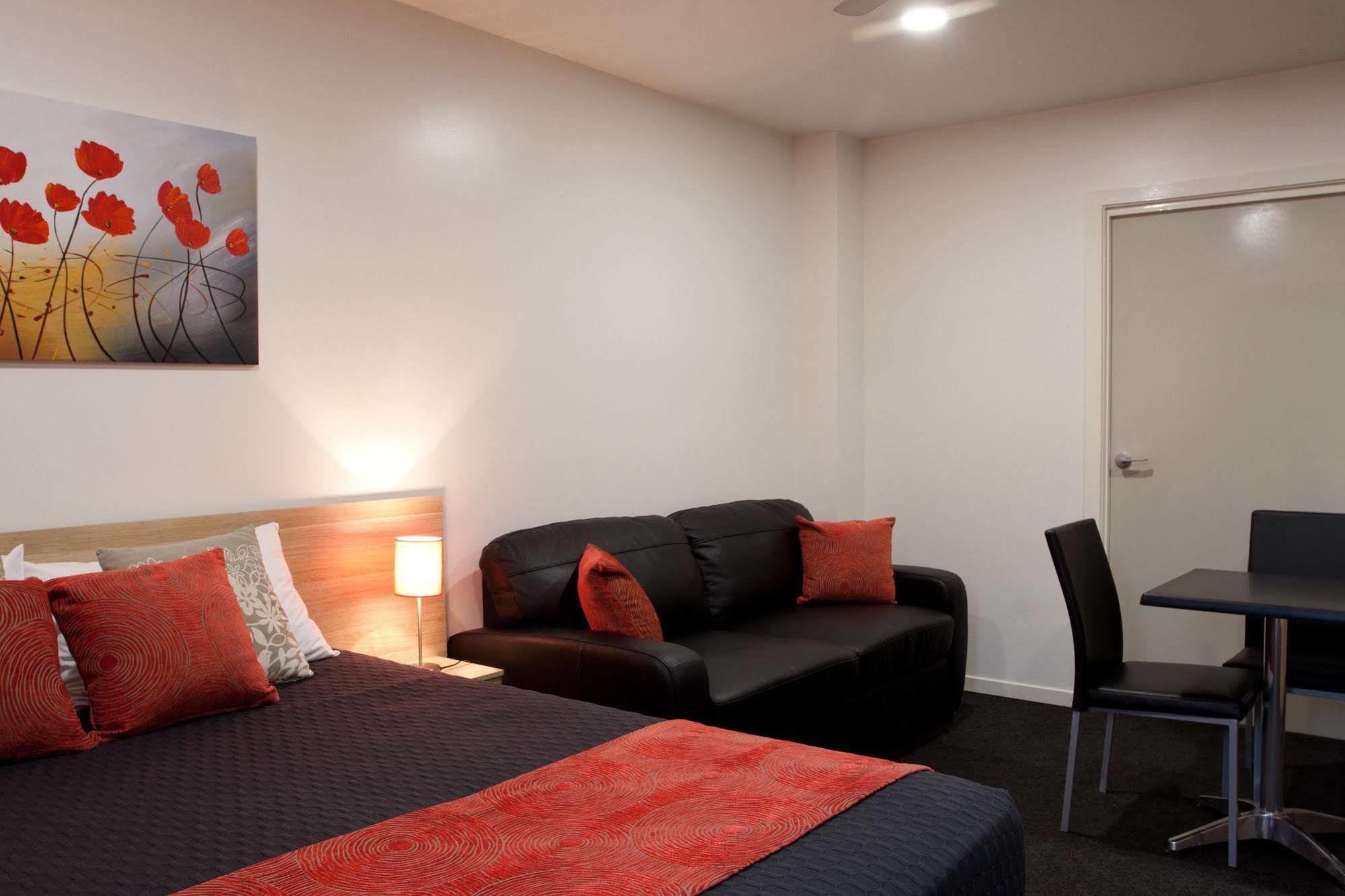 Abode37 Motel אמרלד מראה חיצוני תמונה